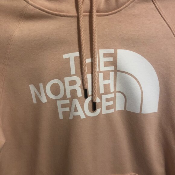 NBW The North Face Women’s Half Dome Pullover Hoodie Pink Medium Cozy Logo Style - Picture 2 of 4